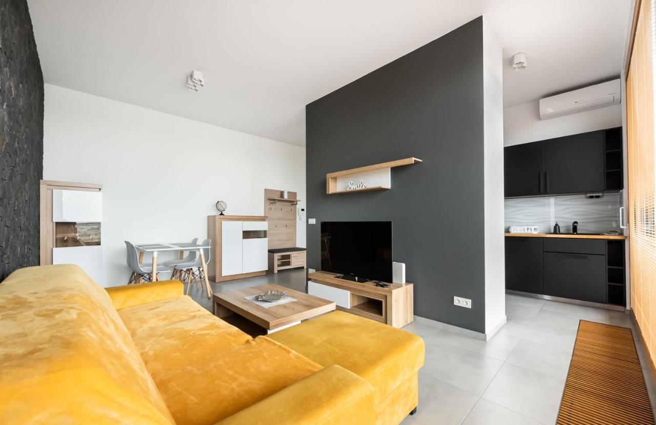 Metro Imielin 13Th Floor Apartment Warschau Exterior foto